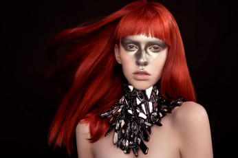 Картинка девушки -unsort+ креатив лицо макияж ожерелье