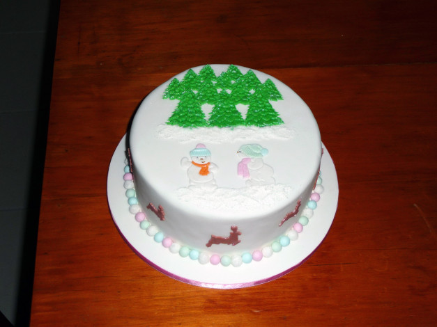 Обои картинки фото еда, торты, торт, украшения, елка, крем