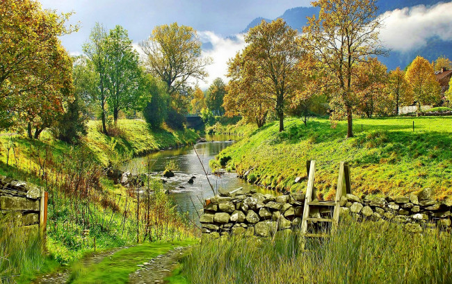 Обои картинки фото природа, реки, озера, трава, река, мост, деревья