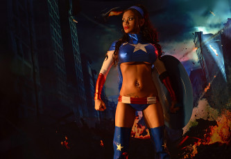 Картинка девушки armie+flores cosplay косплей щит грудь форма captain волосы брюнетка фигура тело девушка flores armie field поза губы