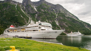 Картинка корабли лайнеры горы лужайка лайнер