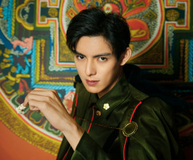 Картинка мужчины wang+hao+xuan ван хао сюань