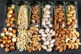 Картинка еда орехи +каштаны +какао-бобы фисташки фундук миндаль ассорти