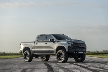 Картинка автомобили chevrolet hennessey