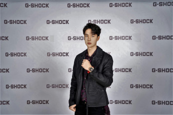 обоя мужчины, wang yi bo, актер, куртка, часы