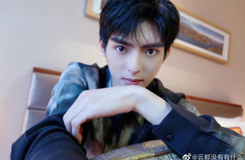 Картинка мужчины wang+hao+xuan ван хаосюань wang hao xuan