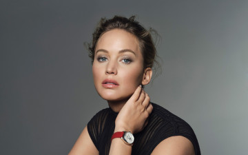 Картинка девушки jennifer+lawrence портрет часы
