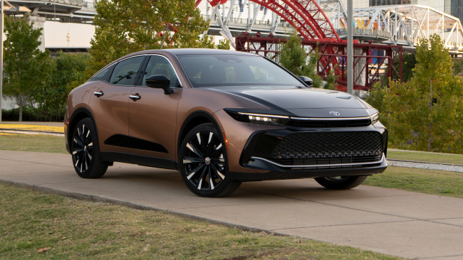 Обои картинки фото автомобили, toyota, crown, platinum, 2023, кроссовер, тойота, краун