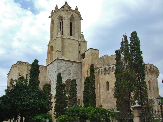 Обои картинки фото города, католические, соборы, костелы, аббатства