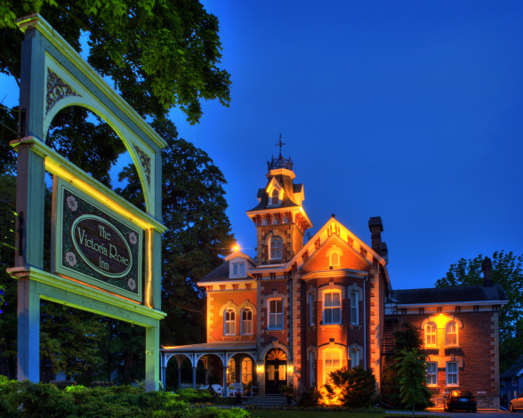 Обои картинки фото города, огни, ночного, канада, gananoque, canada