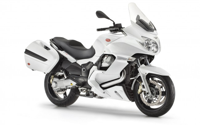 Обои картинки фото мотоциклы, moto, guzzi, sport, touring, norge, gt, 8v