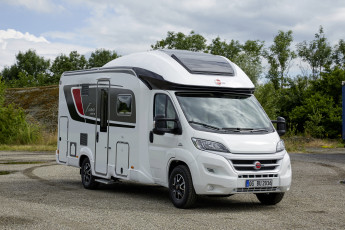 Картинка автомобили дом+на+колёсах it 680 g ixeo burstner 2016г