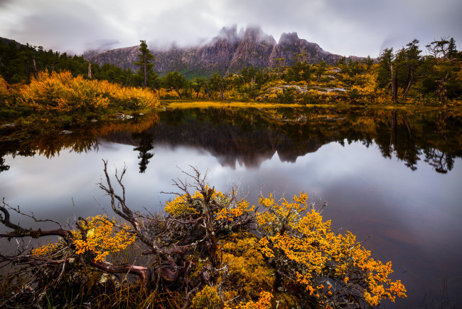 Обои картинки фото природа, реки, озера, река, лес, горы