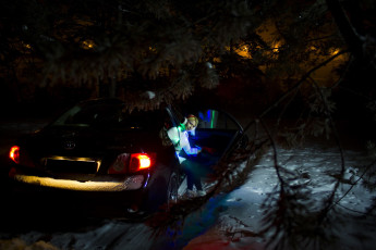 Картинка автомобили -авто+с+девушками toyota corolla