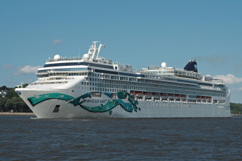 Картинка корабли лайнеры лайнер круиз