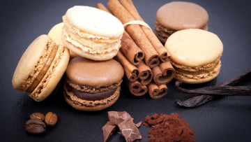 Картинка еда макаруны шоколад корица печенье лакомство