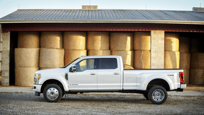 Обои картинки фото ford f-450 super duty platinum crew cab 2017, автомобили, ford, platinum, super, duty, cab, crew, f-450, 2017