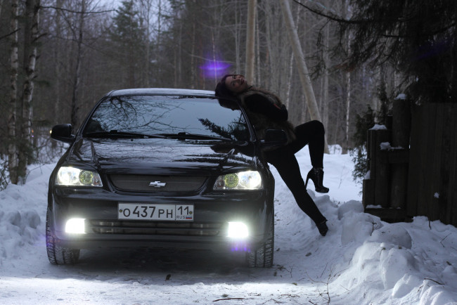 Обои картинки фото автомобили, -авто с девушками, chevrolet, lacetti