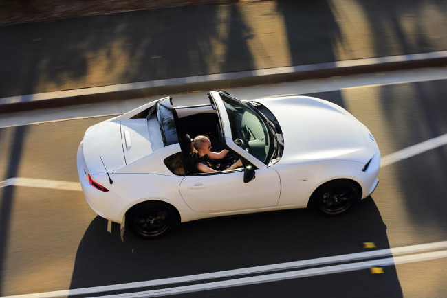 Обои картинки фото mazda mx-5 rf au-spec 2017, автомобили, mazda, mx-5, белый, 2017, au-spec, rf