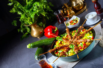 Картинка еда шашлык +барбекю вино шашлыки перец цуккини овощи