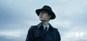 Картинка anonymus кино+фильмы -unknown+ другое актер плащ шляпа