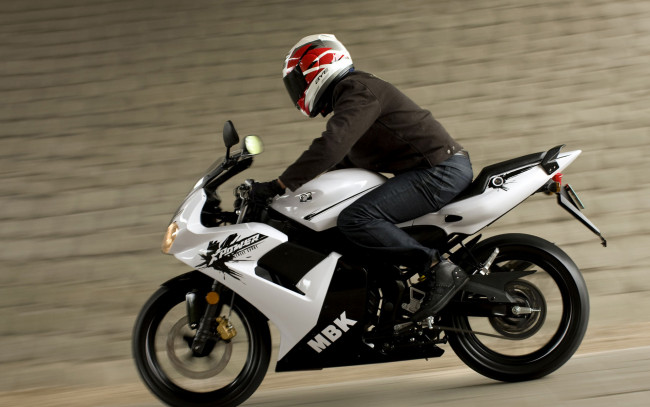 Обои картинки фото мотоциклы, mbk