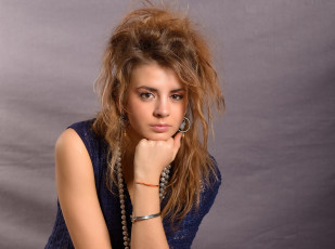 Картинка девушки -unsort+ брюнетки +шатенки жест взгляд лицо