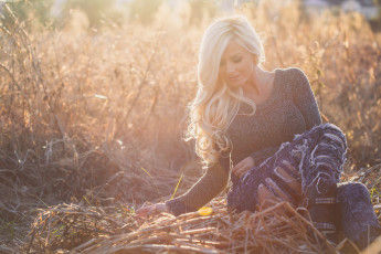 Картинка aida+ridic девушки джинсы aida ridic