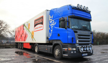 Картинка scania автомобили scania+ выставка улица грузовые швеция ab судовые дизельные двигатели автобусы