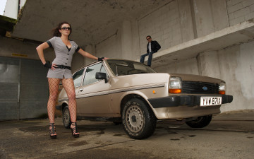 Картинка автомобили авто+с+девушками форд