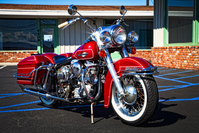 Обои картинки фото 1963 harley davidson duo-glide, мотоциклы, harley-davidson, улица, байк, площадка