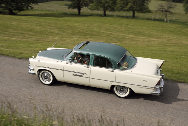 Обои картинки фото автомобили, выставки и уличные фото, classic