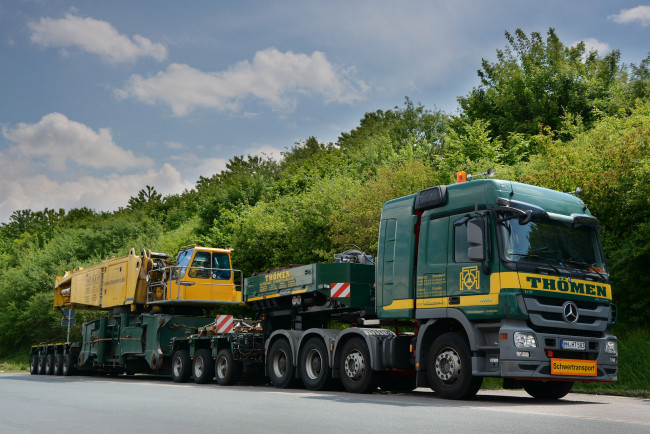 Обои картинки фото автомобили, mercedes trucks, грузовик