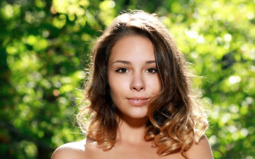 Картинка arina+f девушки -unsort+ лица +портреты модель красотка девушка шатенка лицо arina f улыбка макияж портрет