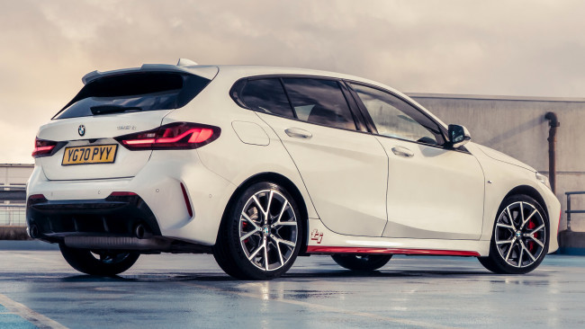 Обои картинки фото bmw 1 series ti , uk,  2021, автомобили, bmw, 1, series, ti, 2021