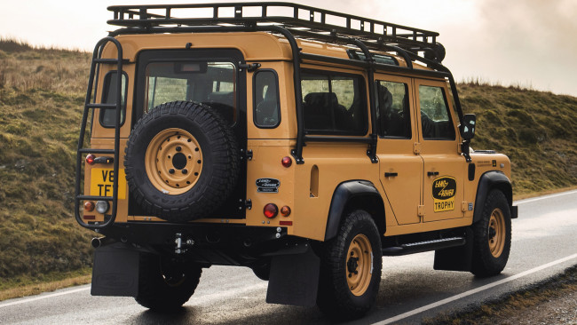 Обои картинки фото land rover defender works v8 trophy , uk,  2021, автомобили, land-rover, land, rover, defender, works, v8, trophy, 2021
