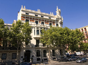 Картинка города здания дома