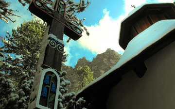 Картинка разное религия крыша снег