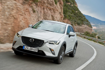 Картинка автомобили mazda светлый 2015г cx-3