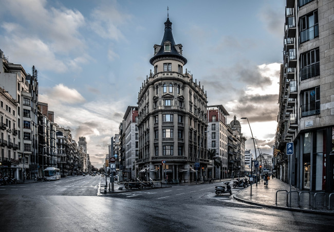 Обои картинки фото pelayo, города, - улицы,  площади,  набережные, здание, улица