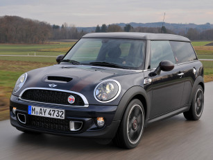 обоя автомобили, mini, темный, мини, clubman, шоссе, трасса, скорость, дорога