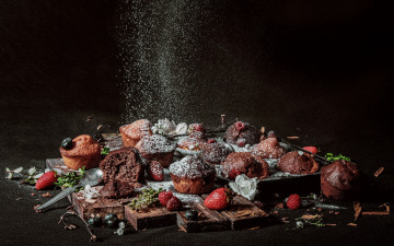 Картинка еда пирожные +кексы +печенье сахарная пудра кексы выпечка ягоды