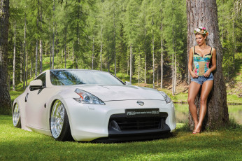 Картинка автомобили -авто+с+девушками nissan