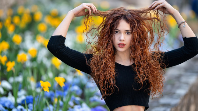 Обои картинки фото девушки, - рыжеволосые и разноцветные, ilaria, scibilia