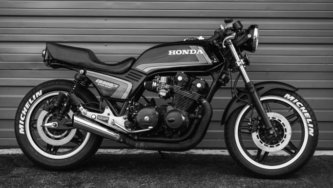 Обои картинки фото мотоциклы, honda, 1982, cb900f