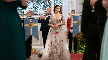 Картинка the+princess+switch +switched+again кино+фильмы на месте принцессы новая жизнь ванесса энн хадженс stacy margaret fiona мелодрама комедия