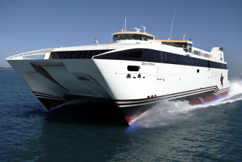 Картинка корабли катамараны тримараны катамаран море