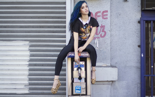 Обои картинки фото Dani Artaud, девушки, , , телефон