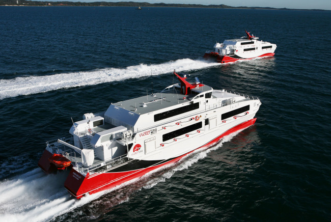 Обои картинки фото корабли, катамараны, тримараны, water, taxi