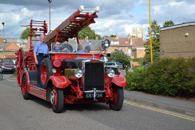 Обои картинки фото автомобили, пожарные машины, спецтехника, пожарный, автомобиль